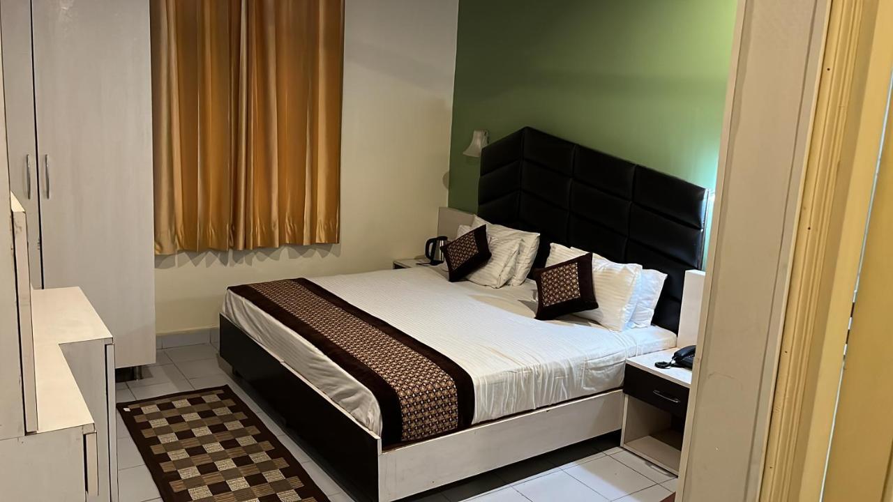 Pops Resort Pālampur Zewnętrze zdjęcie